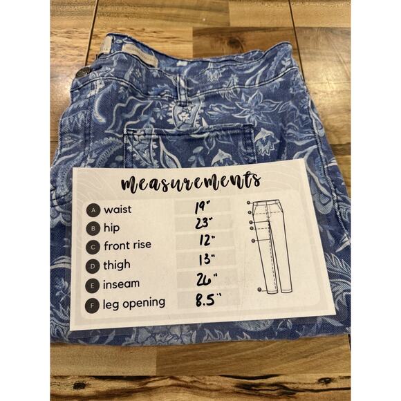 Logo Lori Goldstein Capri Jeans Light Blue Floral Pattern Women's 22 WP - Picture 6 of 6